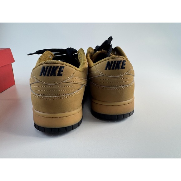 Nike Dunk Low‎ Shoes Mens Wheat Tan Nubuck Black Sole Laces Retro Casual Skate - Picture 4 of 9